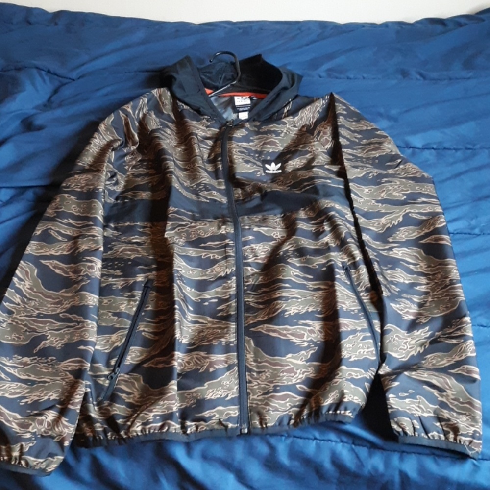 Adidas Windbreaker (camo)